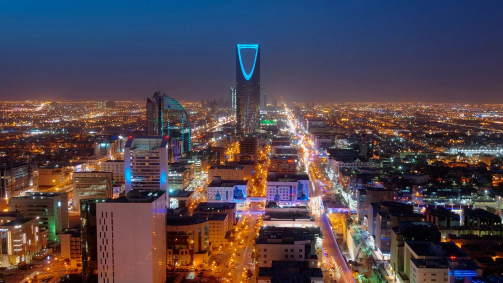 القطاعات المرتبطة عادةً برؤية السعودية 2030