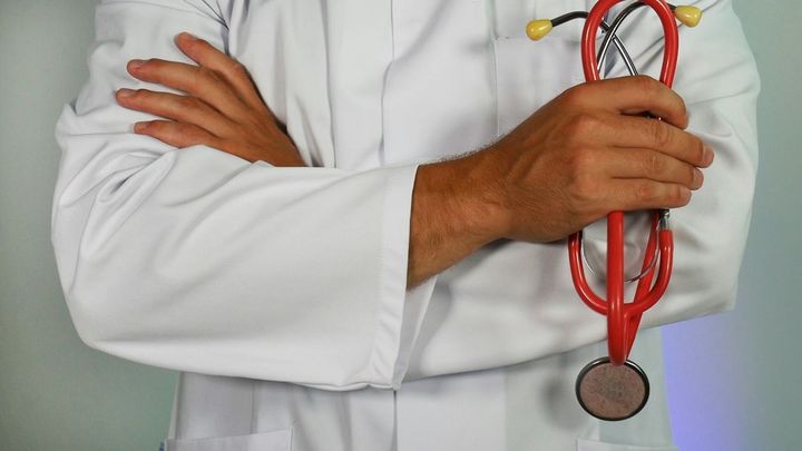 قطاع الصحة والدواء